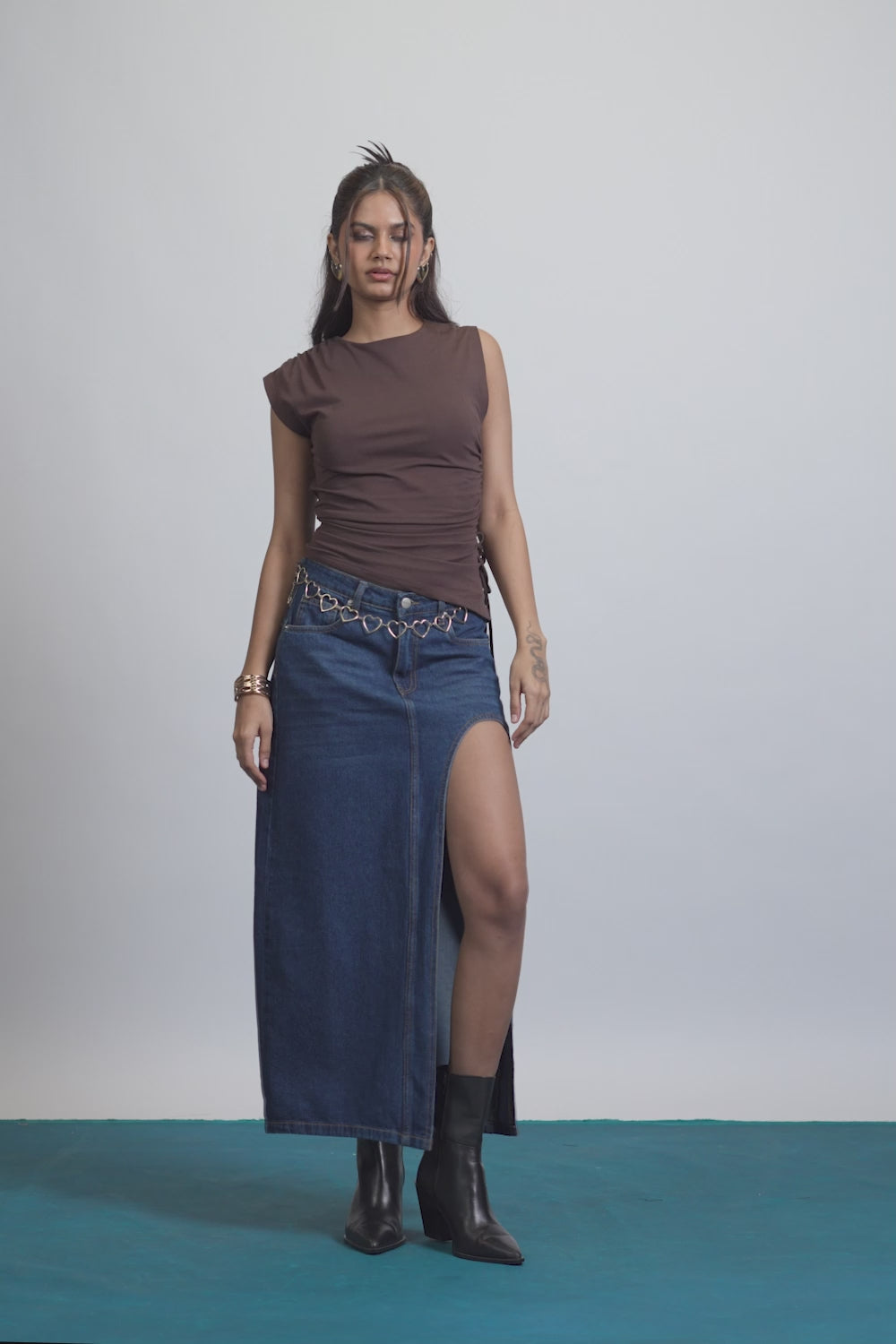 Chic Blue Curved Slit Women's Denim Midi Skirt