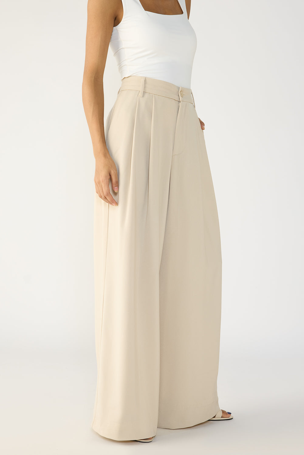 Pearl Dust Women's Super Flared Korean Pants