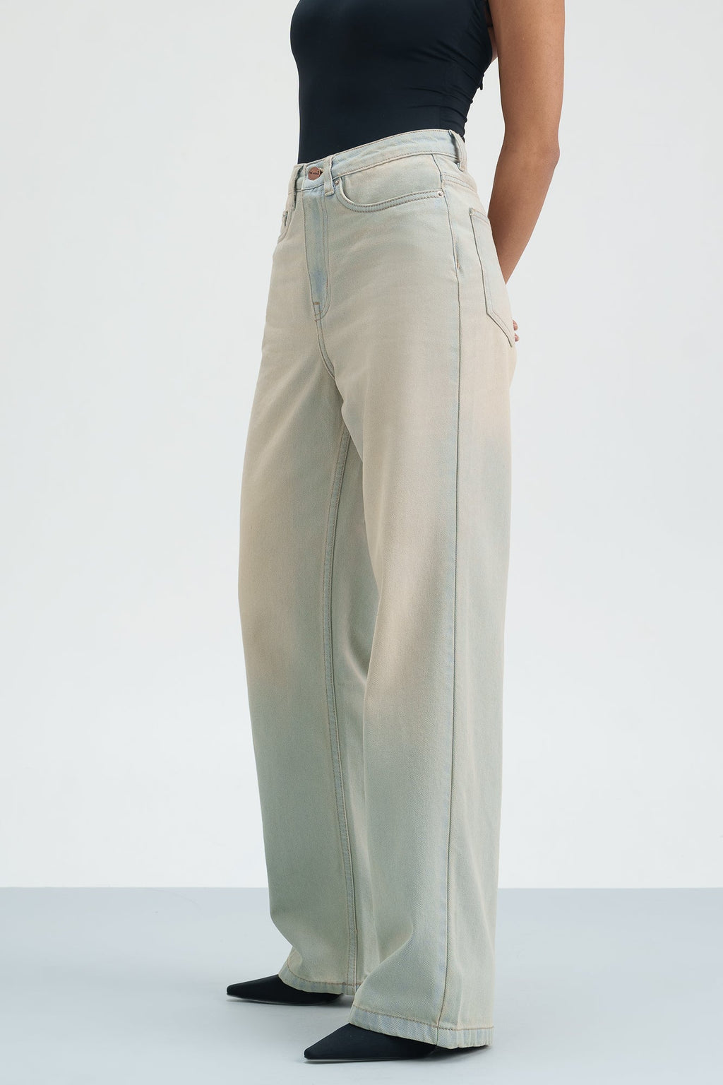 Vintage Hues Straight Fit Jeans