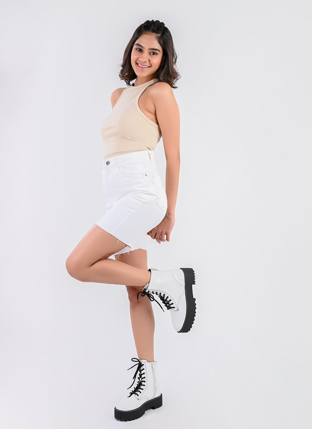 White Skinny Bermuda Shorts