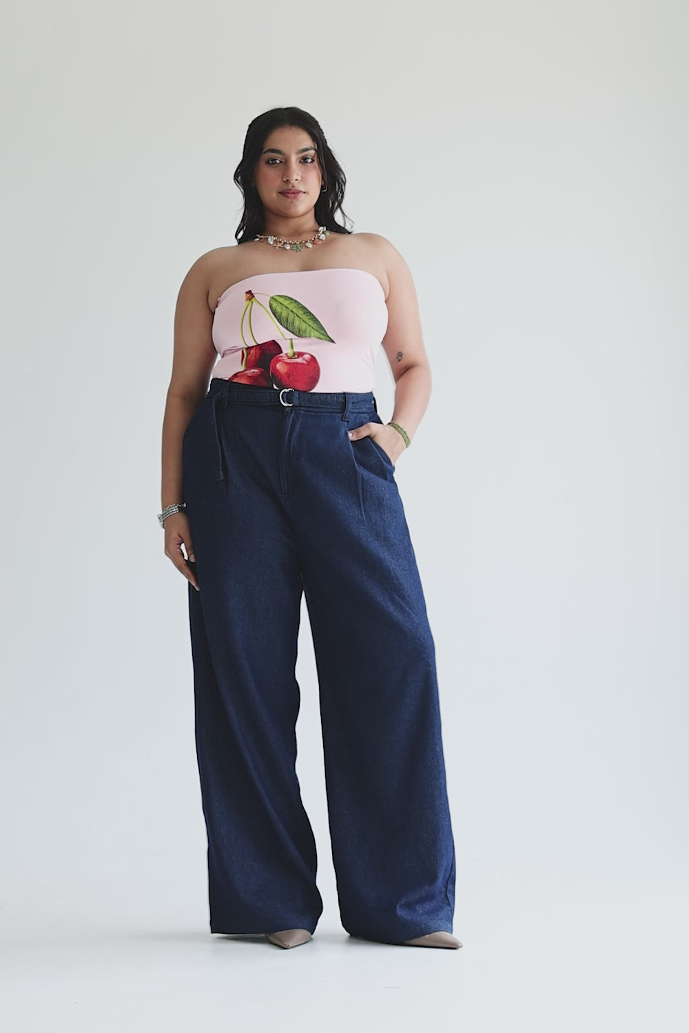 Curve Indigo Belted Women's Straight Jeans